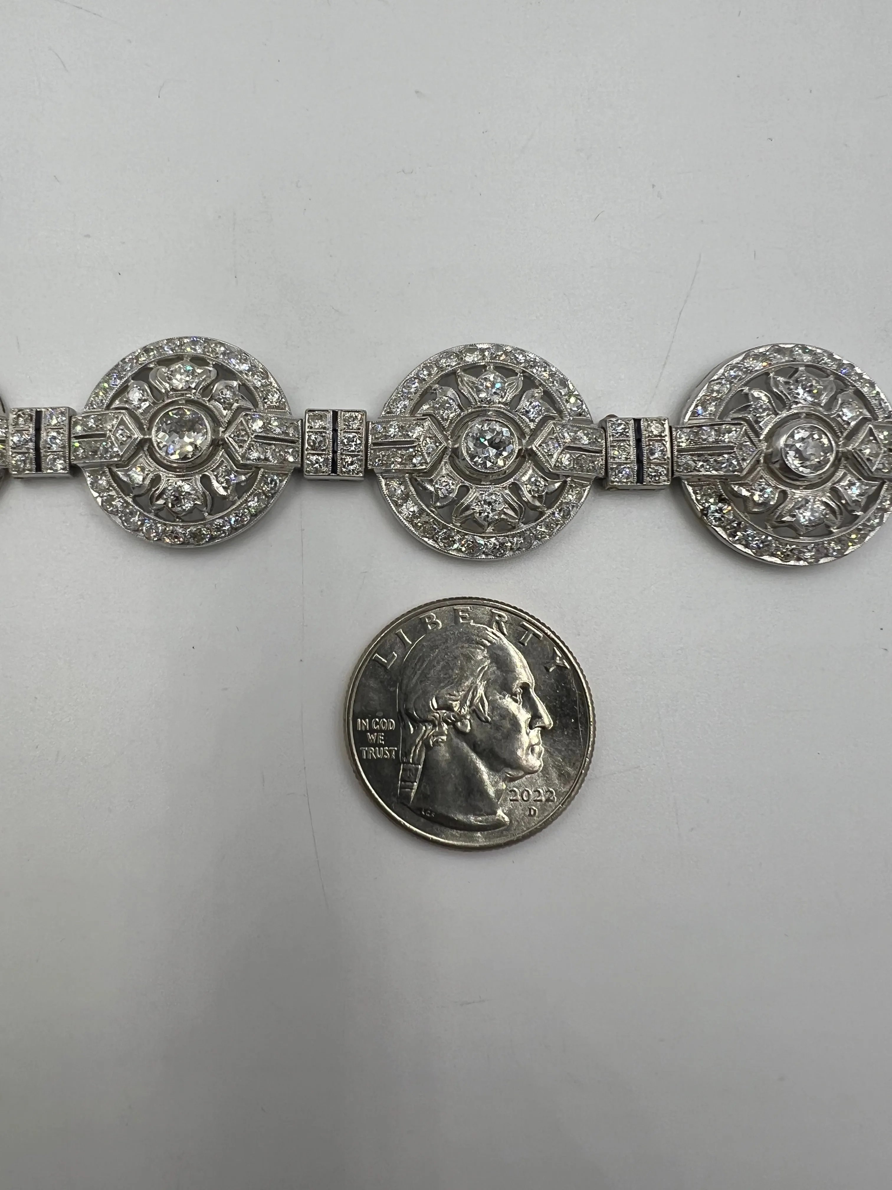 1930s Art Deco Diamond Platinum Circular Bracelet
