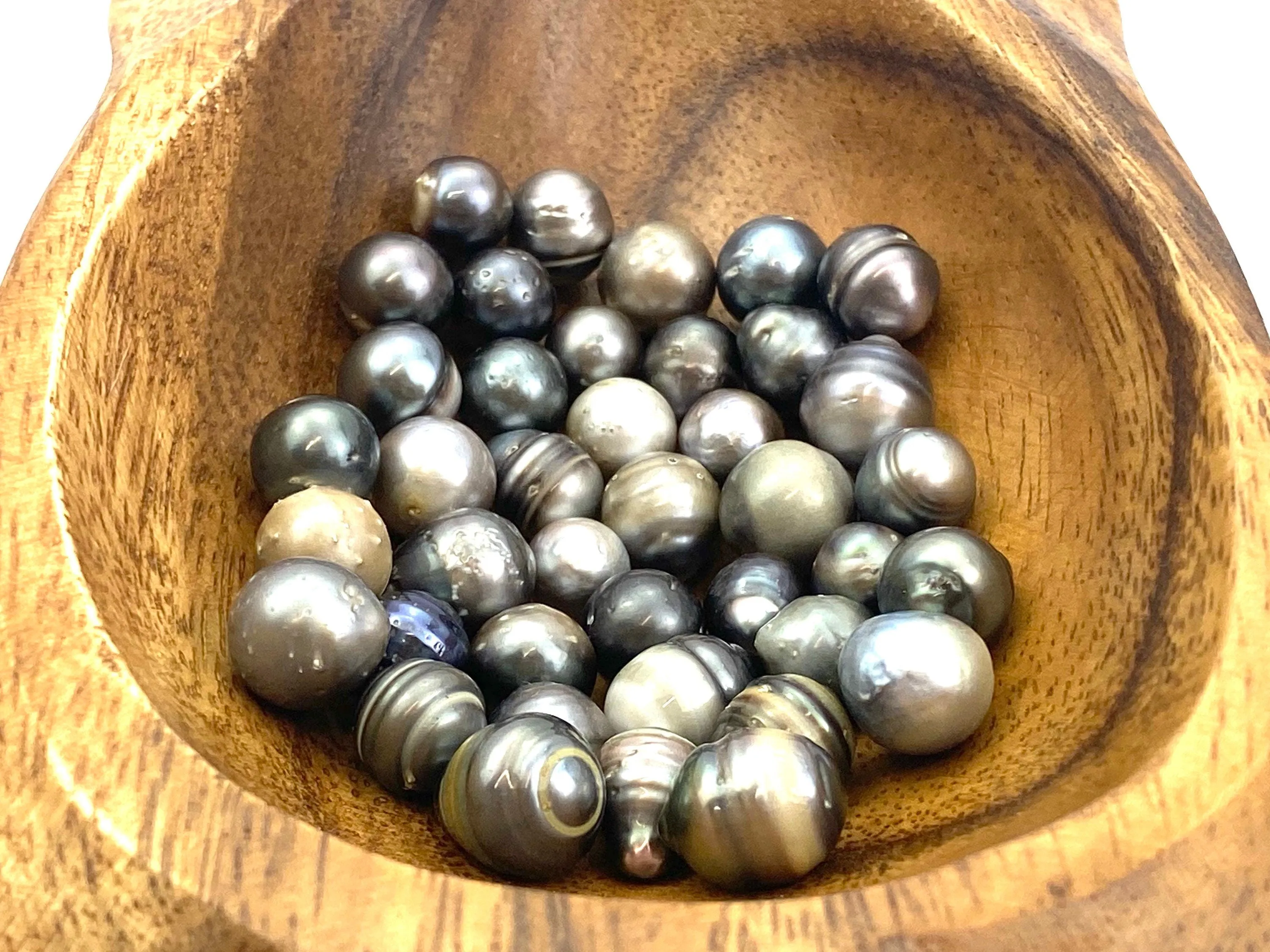40 pcs Tahitian Pearls for 99 Dollars (Lot #100), Tahiti Pearls, 7-11mm