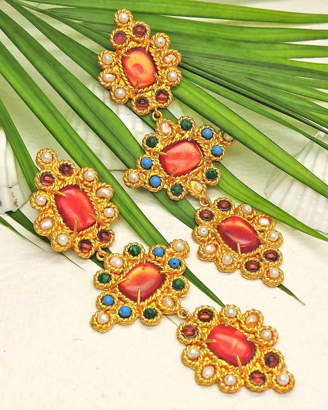 Inaya Danglers