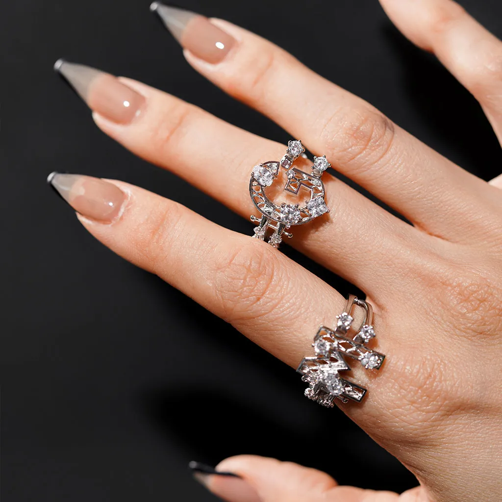 New Alphabet G Ring [White gems]