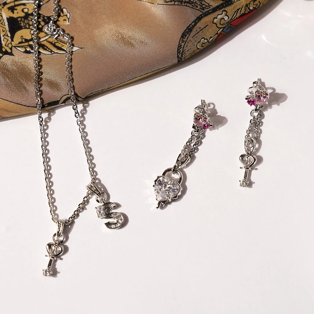 Richy Love Harbour Earrings [Pink gems/White gold]