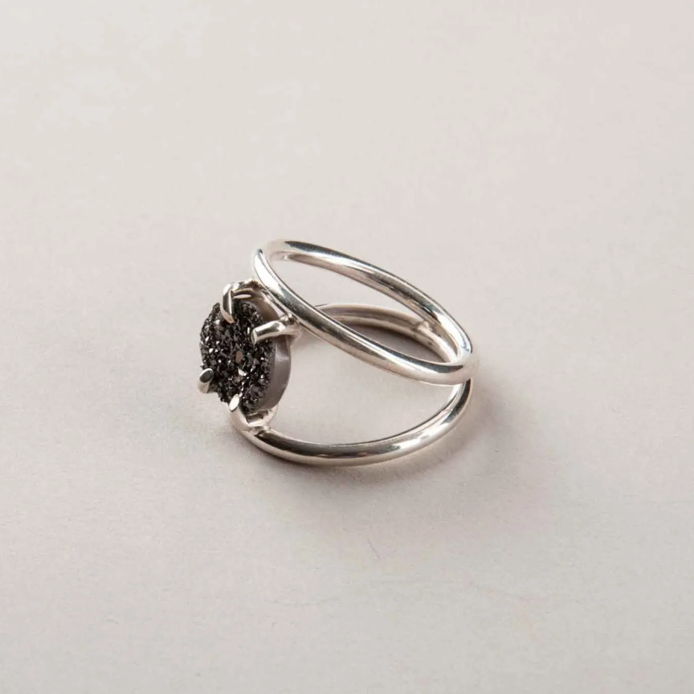 VOID DRUZY RING